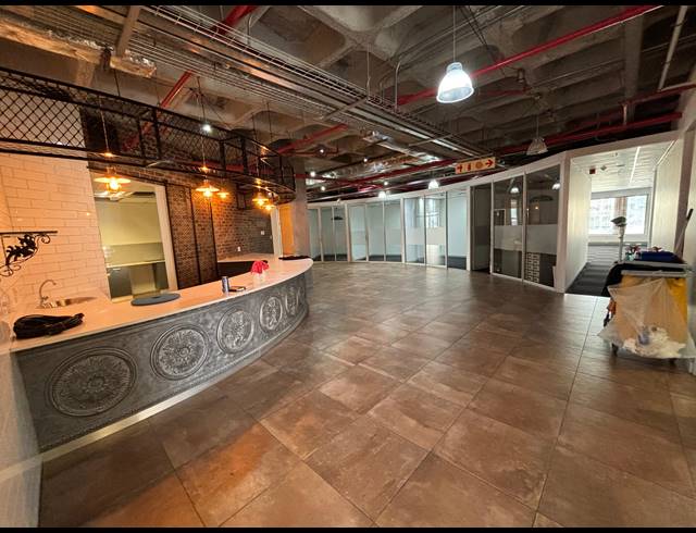 979M² OFFICE TO LET IN CAPE TOWN CITY CENTRE
